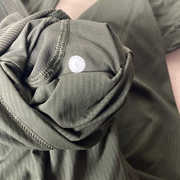 Lululemon Street To Studio Pant II Unlined 28 crop Olive Green 4 - Picture 9 of 9